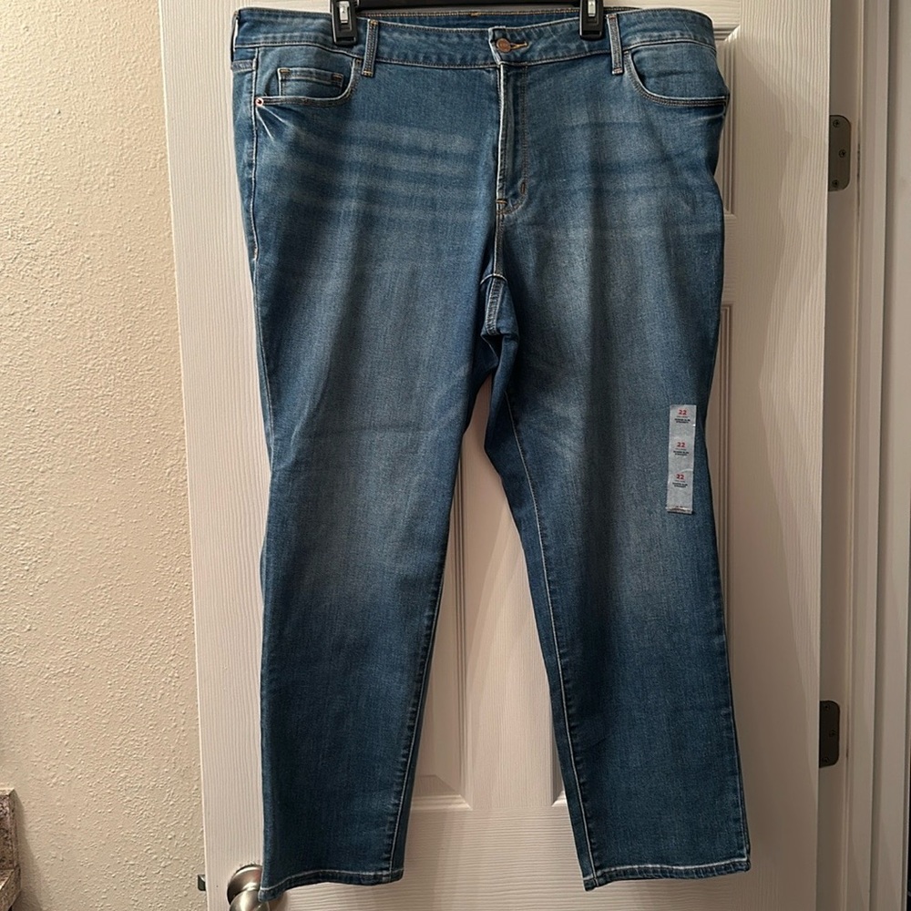 Old navy mid rise power slim straight jeans size 22!